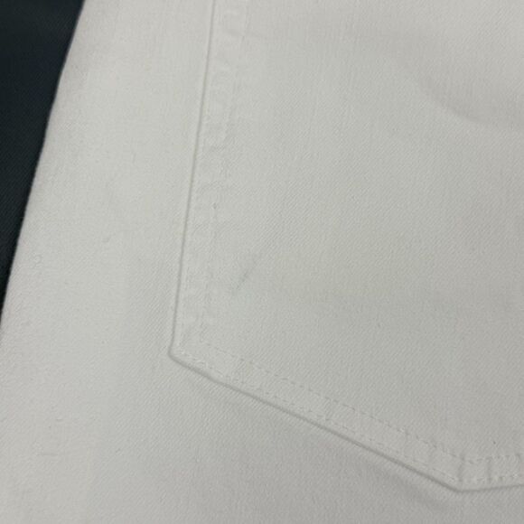 J.CREW Classic Denim Short 32 Optic White Wash 5” Folded Cuff Jean B28 - Picture 4 of 7